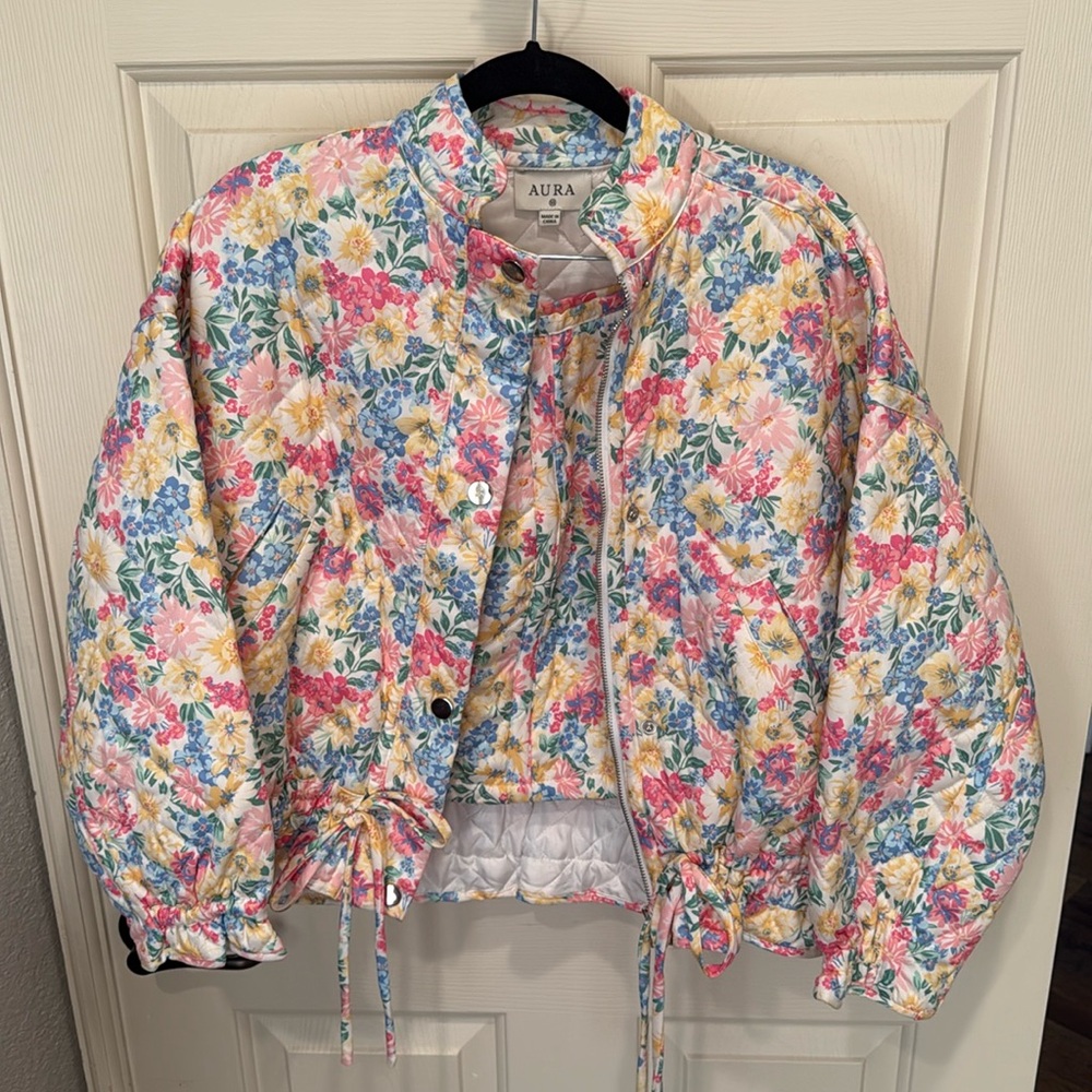 AURA Jacket & Skirt Set
